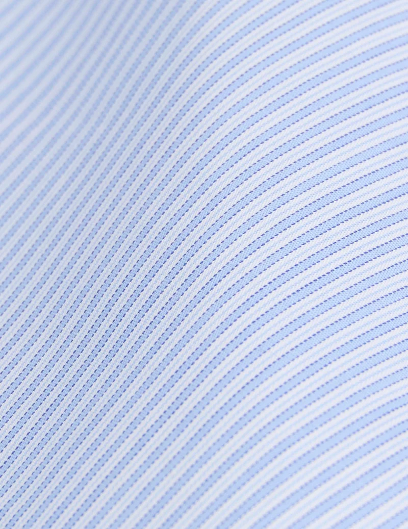 Chemise semi-ajustée rayée bleu clair