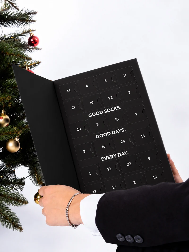 Adventskalender mit Tennissocken 2026