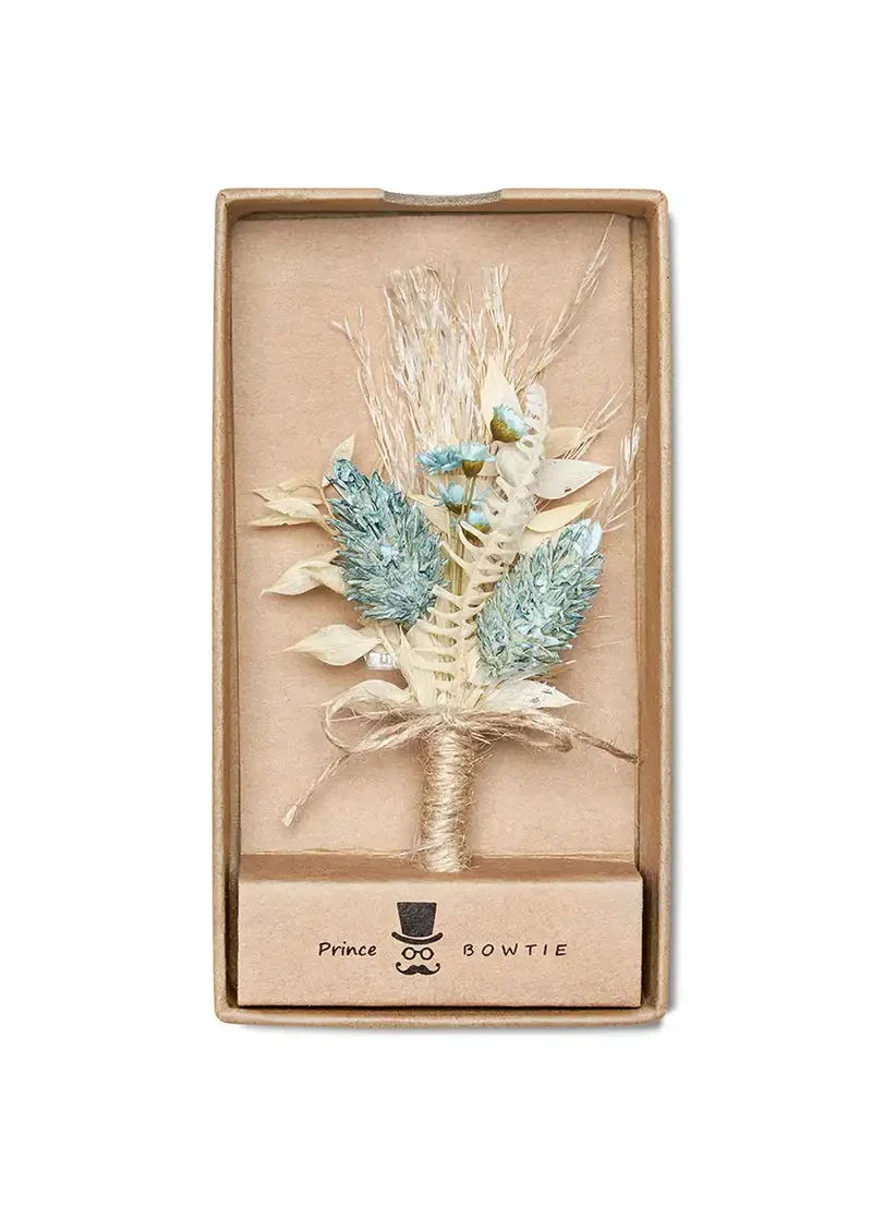 Hochzeitsanstecker aus Trockenblumen