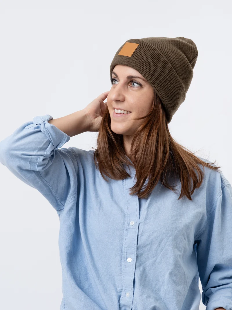 Beanie - Wintermütze Brauner Patch