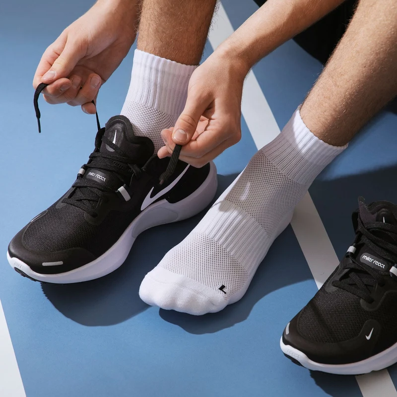 Mittelhohe Laufsocken | Weiß