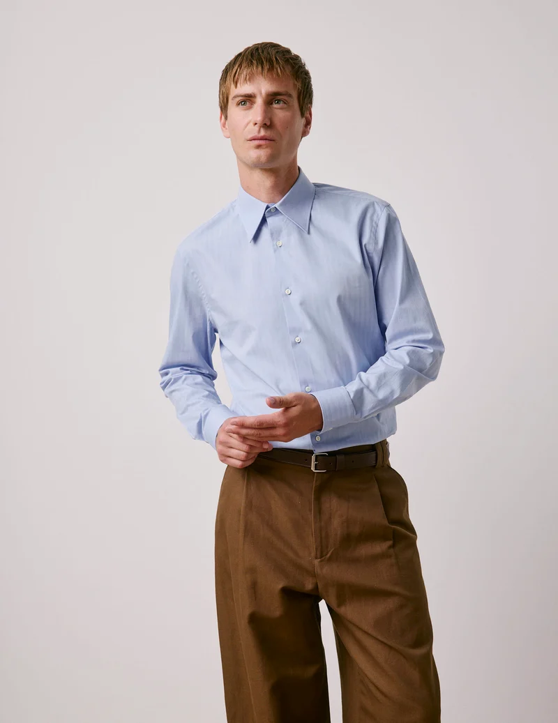 Chemise semi-ajustée bleue