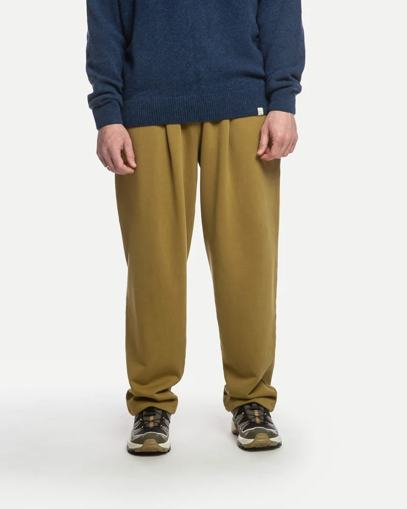 Gelbe Sweatpants Pleated aus 100% Bio-Baumwolle von Matona