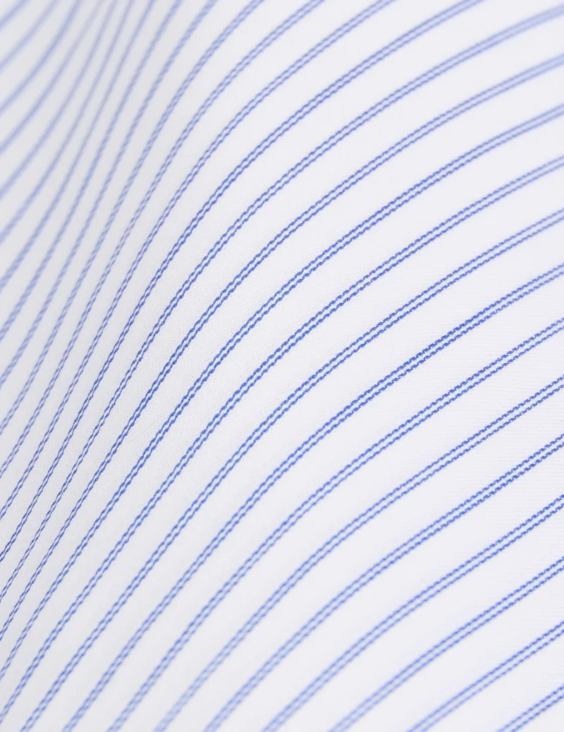 Chemise semi-ajustée rayée bleue