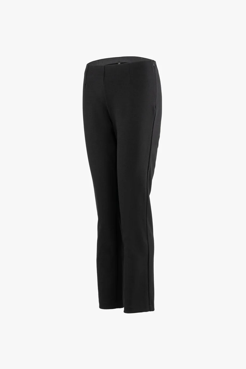 Schwarze Hose Transformation aus Tencel von Moya Kala