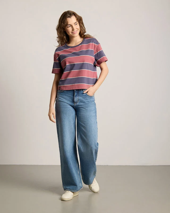 Gestreiftes T-Shirt TreeShirt Striped Oversized aus 100% Bio-Baumwolle von Nikin