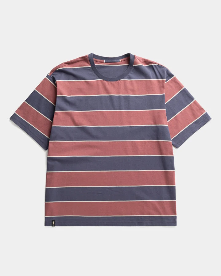 Gestreiftes T-Shirt TreeShirt Striped Oversized aus 100% Bio-Baumwolle von Nikin