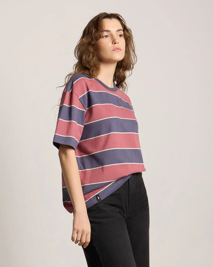 Gestreiftes T-Shirt TreeShirt Striped Oversized aus 100% Bio-Baumwolle von Nikin