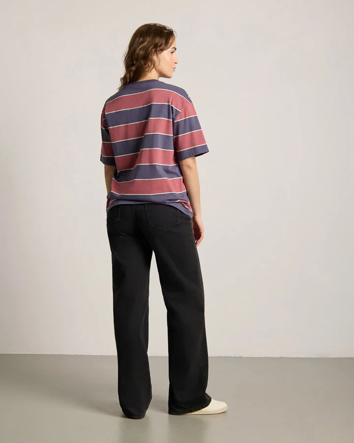 Gestreiftes T-Shirt TreeShirt Striped Oversized aus 100% Bio-Baumwolle von Nikin