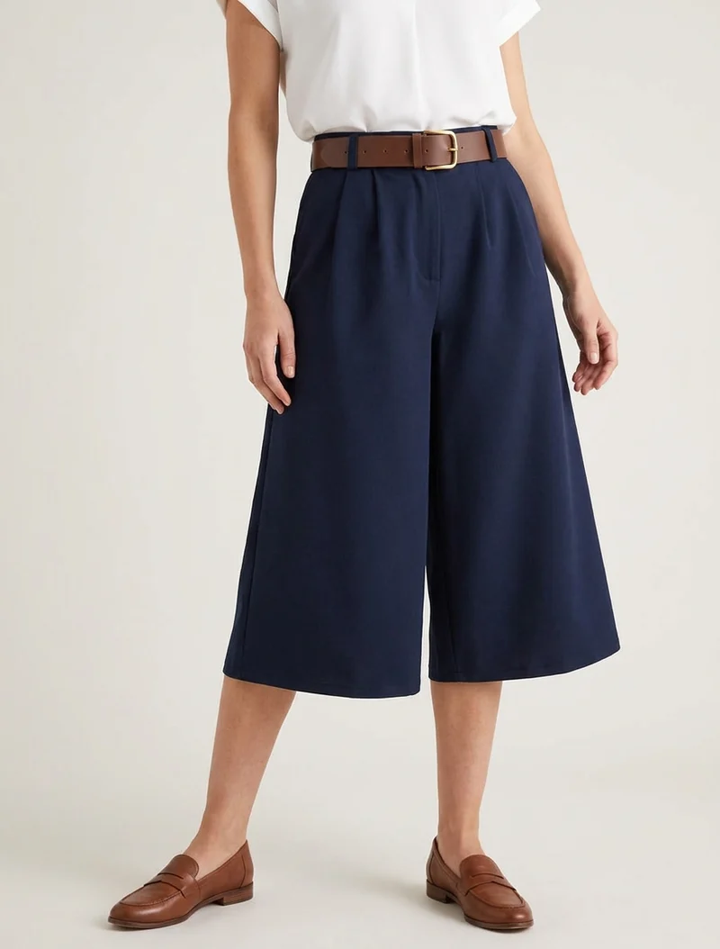 Weit geschnittene Bermuda mit hoher Taille - Marine