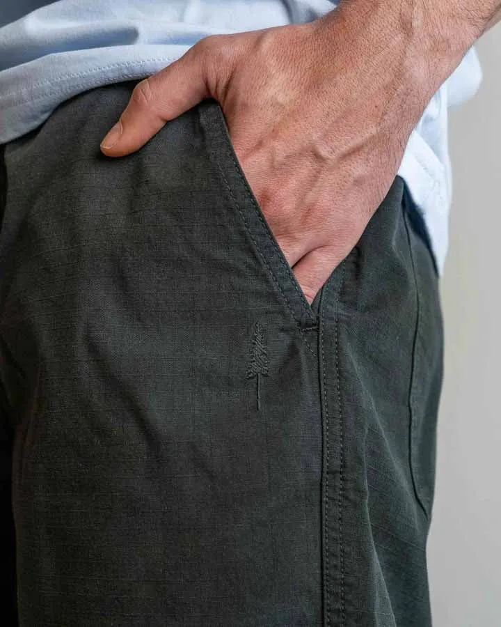 Dunkelgrüne Shorts TreeShorts Ripstop aus 100% Bio-Baumwolle von Nikin