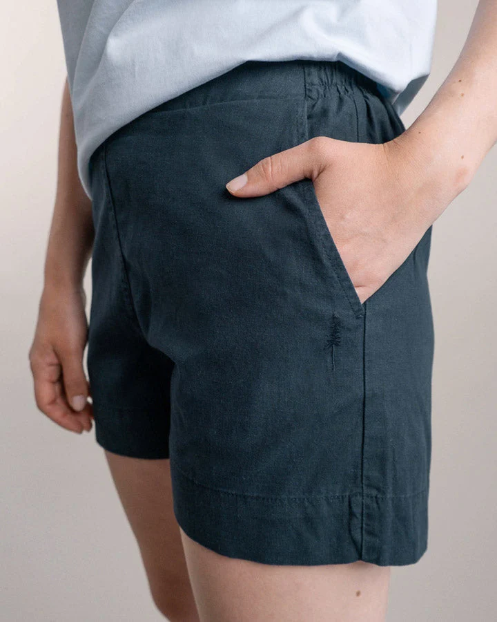 Dunkelblaue Shorts TreeShorts aus Hanf & Baumwolle von Nikin