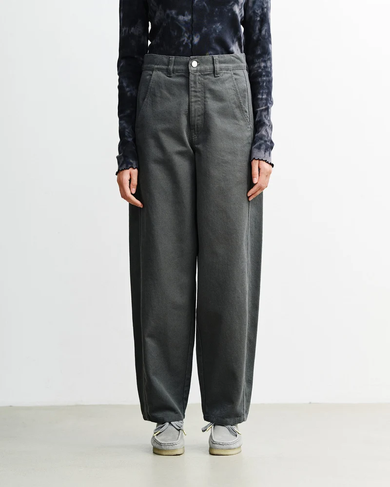 Graue Hose Barrel-Leg aus 100% Bio-Baumwolle von Rotholz