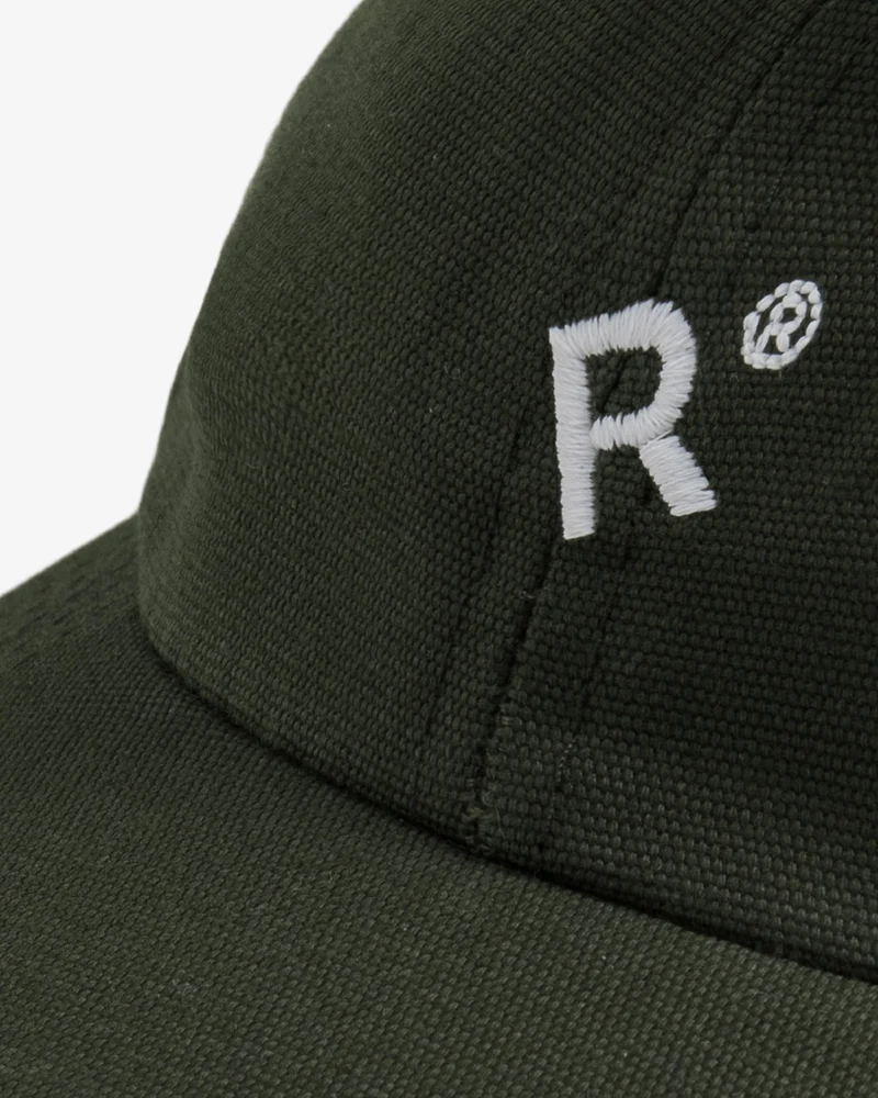 Olivegrüne Cap Classic aus Bio-Baumwolle von Rotholz