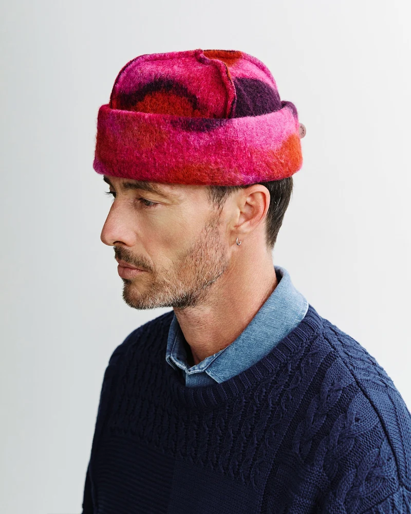 Pinke Toque-Mütze aus Bio-Wolle von Rotholz