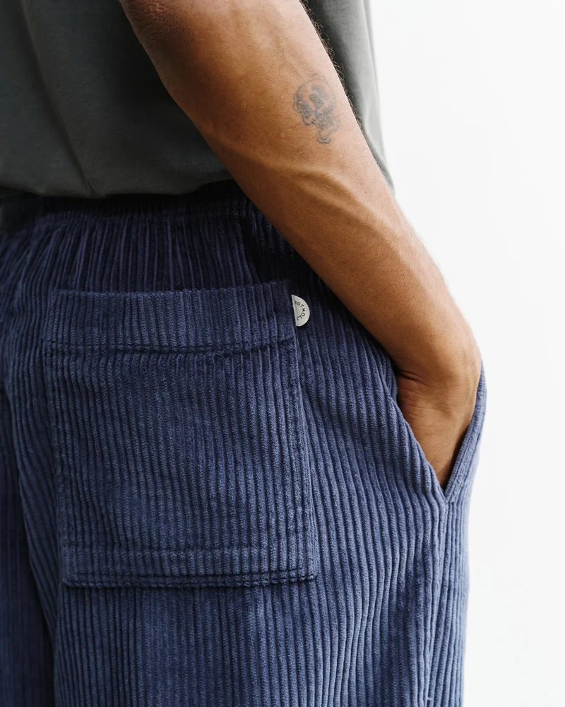Blaue Cordhose weit aus Bio-Baumwolle von Rotholz
