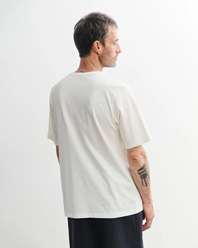 Weisses T-Shirt Caterpillar aus Bio-Baumwolle von Rotholz
