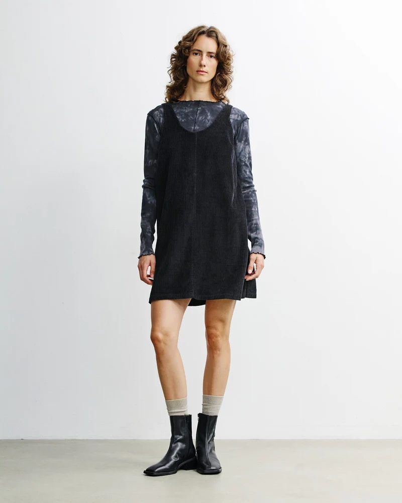 Schwarzes Kleid Cord aus Bio-Baumwolle von Rotholz