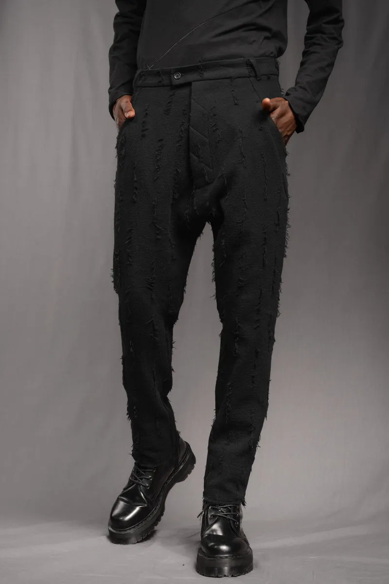 eigensinnig wien | Allegro | Sartoriale Hose mit tiefem Schritt aus Baumwolle mit roher Textur
