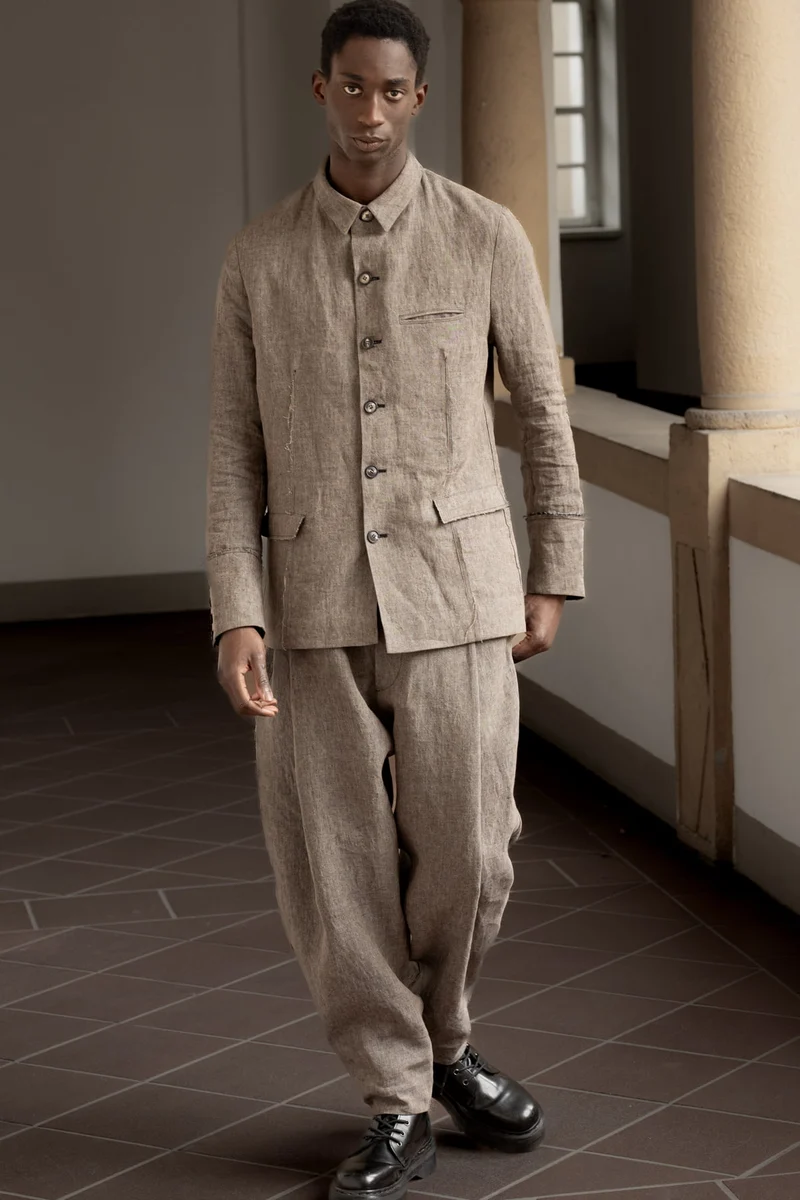 eigensinnig wien | ChiPop | Außergewöhnlicher Designer-Herrenanzug aus hochwertigem Leinen