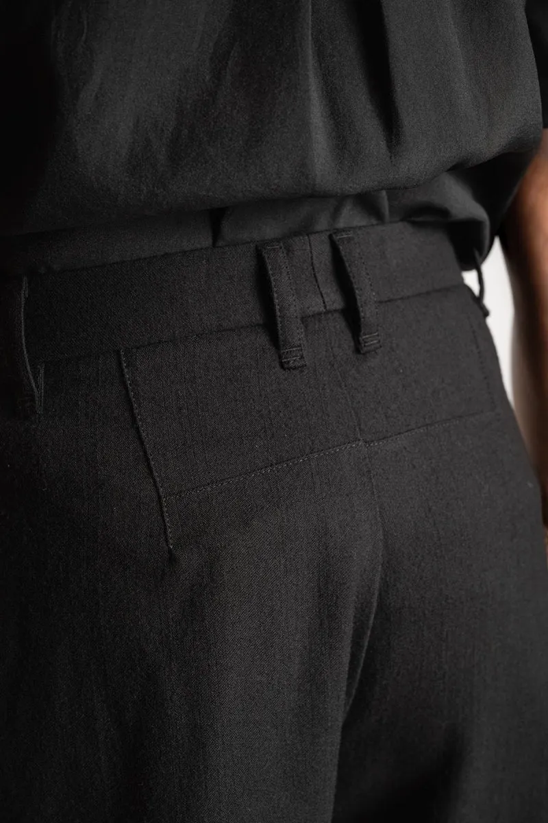 eigensinnig wien | SonNin | Designer-Damenanzug mit Barrel-Leg-Hose aus Luxuswolle