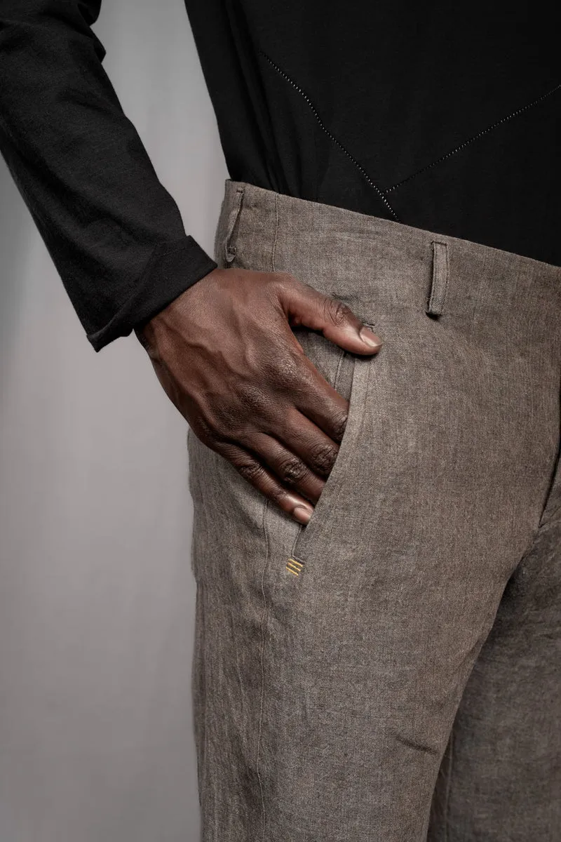 eigensinnig wien | Gropius | Designer Slim-Fit-Chinohose für Herren aus Leinen