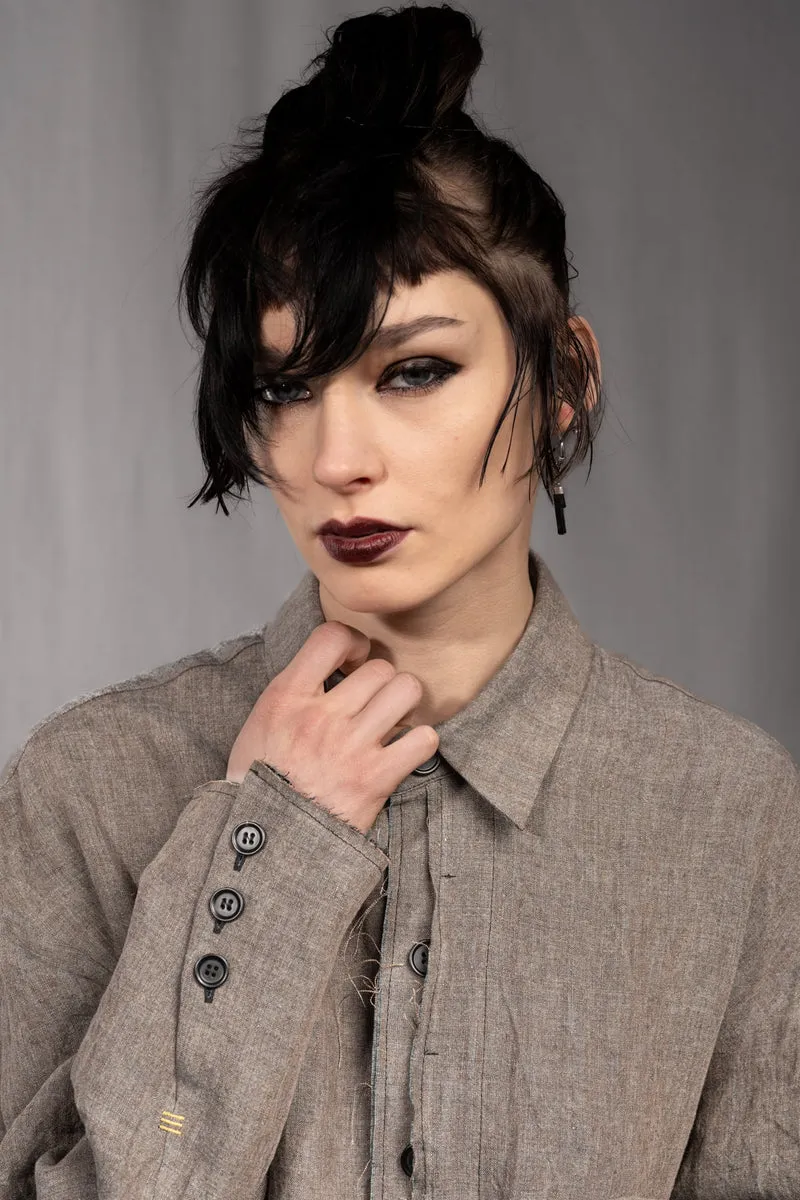 eigensinnig wien | Thoreau | Designer Leinen-Overshirt mit dekonstruierter Silhouette