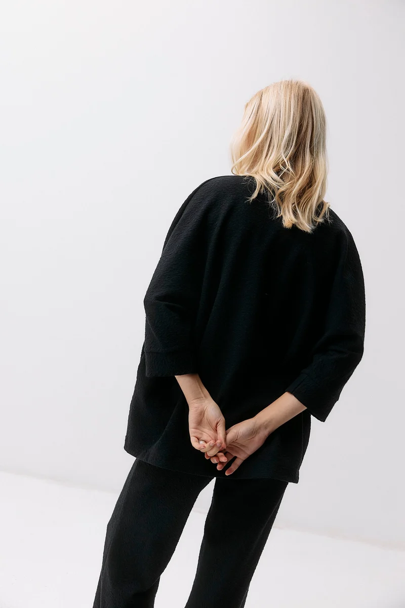 Botanic Jacket - black intense aus Bio Baumwolle mit Brennessel-Anteil von Moya Kala
