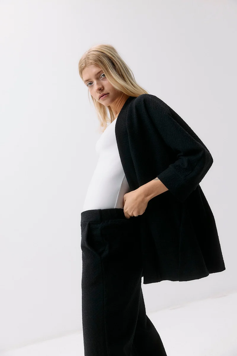 Botanic Jacket - black intense aus Bio Baumwolle mit Brennessel-Anteil von Moya Kala
