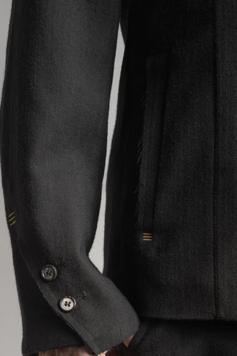 eigensinnig wien | FraMis | Nonkonformistischer Herren-Wollanzug mit Mao-Kragen-Sakko und Bundfaltenhose