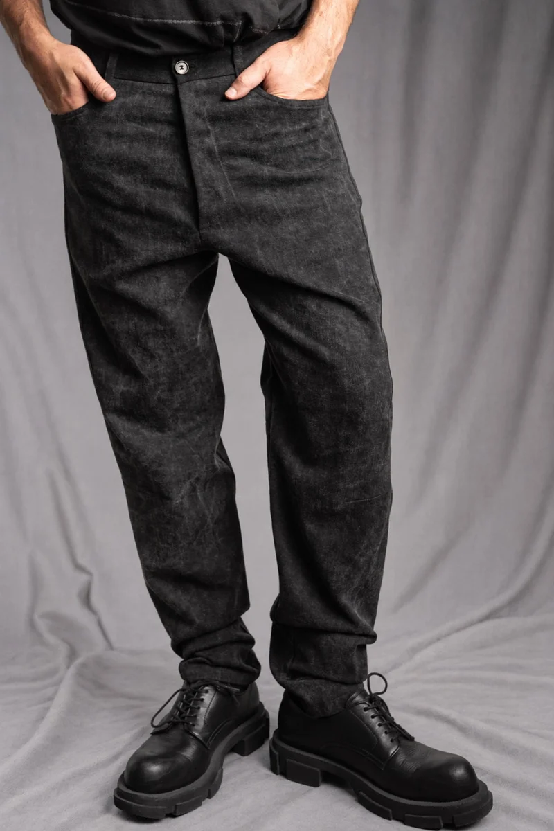 eigensinnig wien | McMurphy | Avantgardistische Relaxed-Tapered-Hose in Dirty Grey