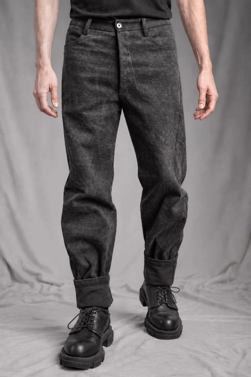 eigensinnig wien | McMurphy | Avantgardistische Relaxed-Tapered-Hose in Dirty Grey