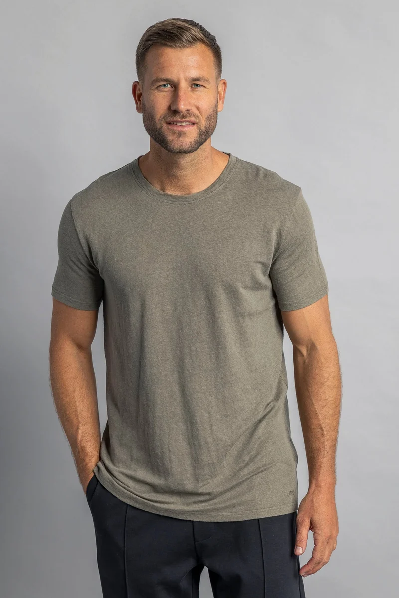 Leinen T-Shirt in mehreren Farben von Dirts
