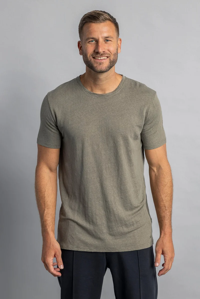 Leinen T-Shirt in mehreren Farben von Dirts
