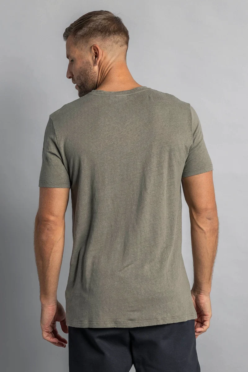 Leinen T-Shirt in mehreren Farben von Dirts