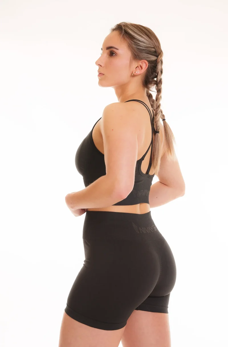 Schwarze Shorts Zeyla Seamless Booty aus recyceltem Polyester von Nivays
