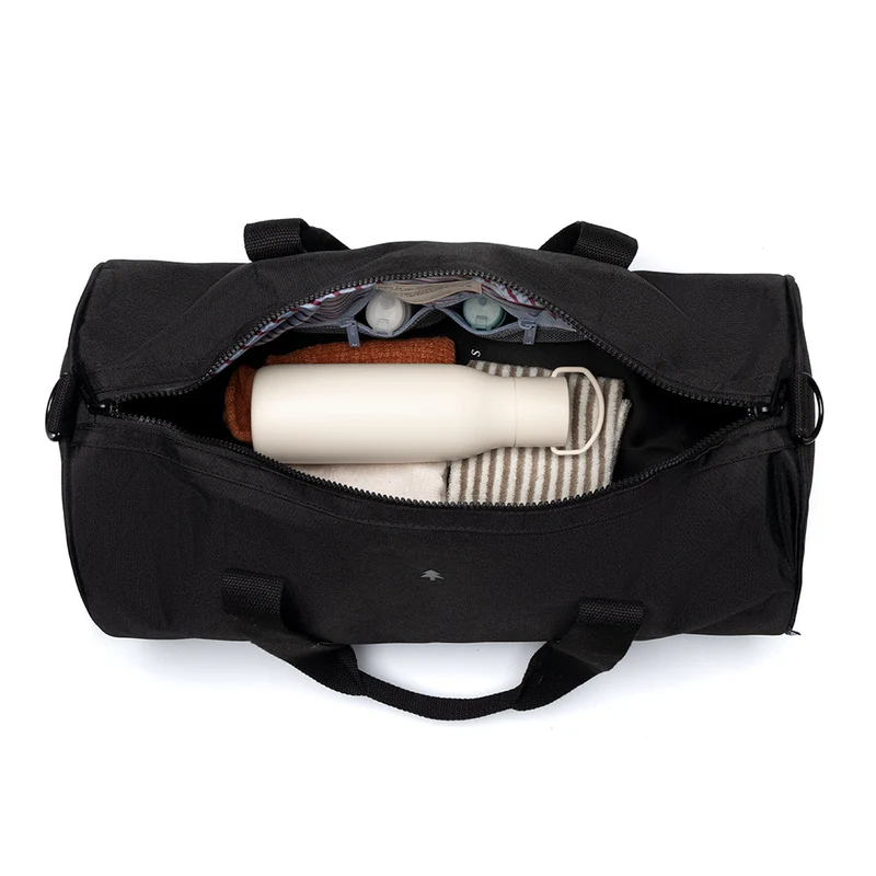 Schwarze Tasche Everyday aus recycelten PET-Flaschen von Lefrik
