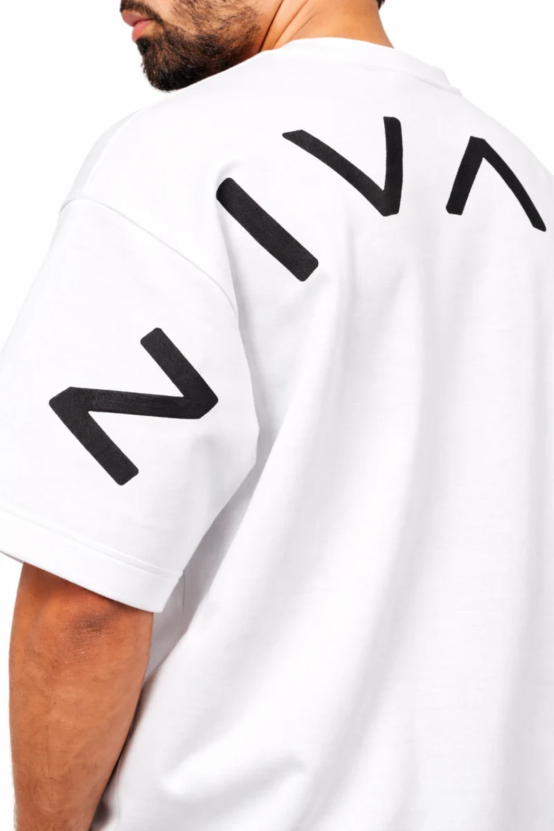 Weisses Shirt Gravity Oversized aus Baumwolle von Nivays