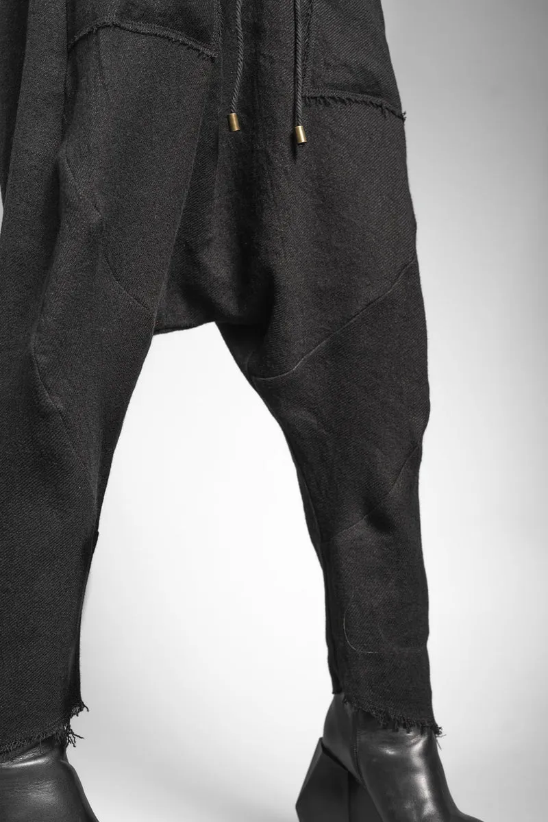 eigensinnig wien | Russell | Schwarze Designer Woll-Cropped Drop Crotch Pants