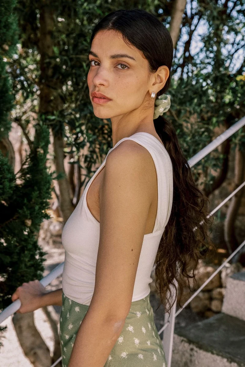 Weisser Body Nolana aus Tencel von Avani