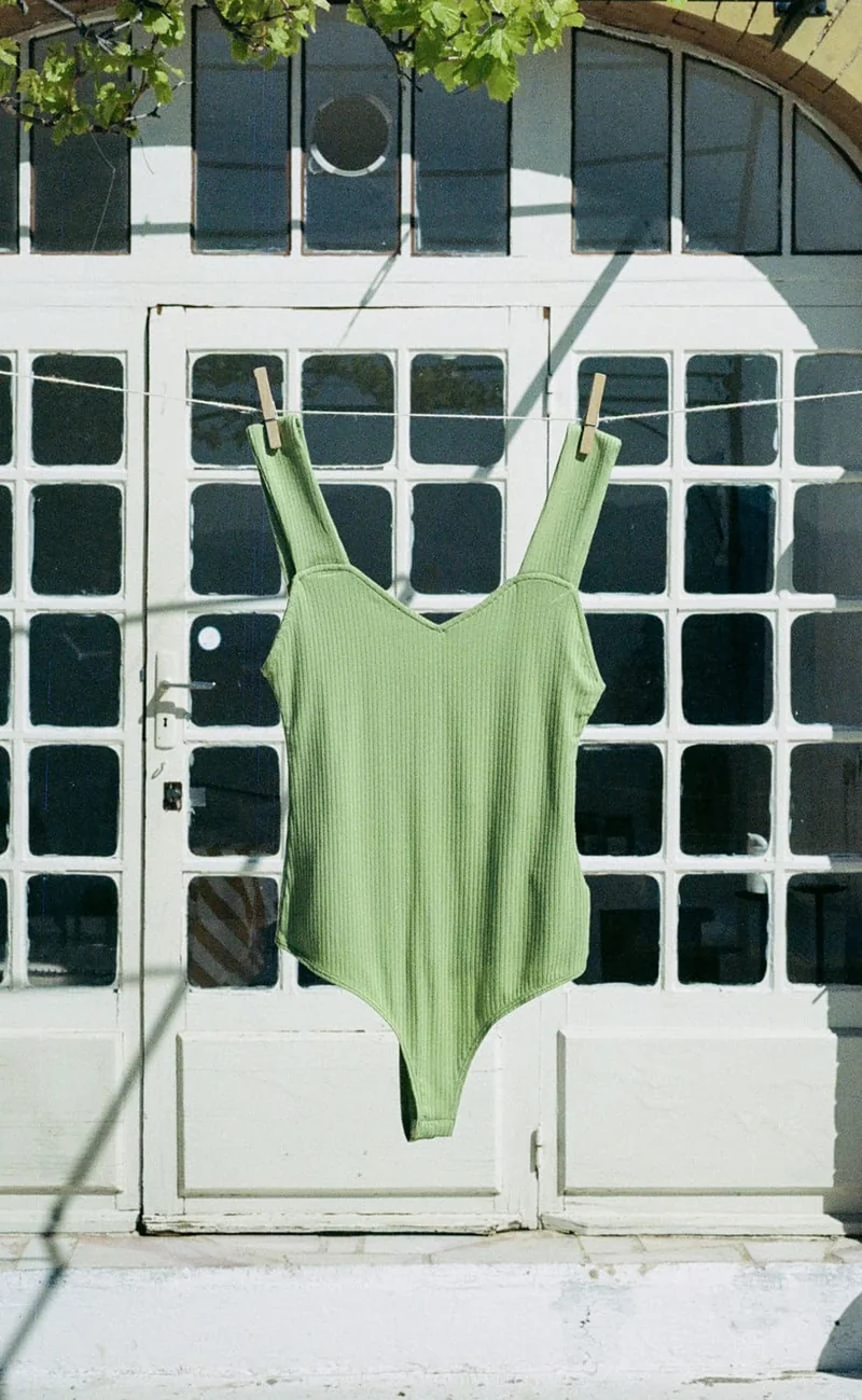 Grüner Body Alysse aus Modal von Avani