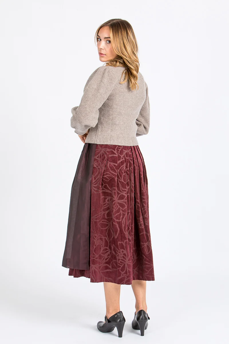 Fei scho schee Strickjacke mit Puffarm beige