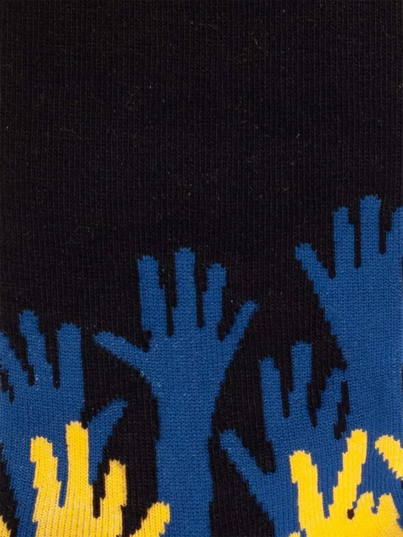 Hands up Baby