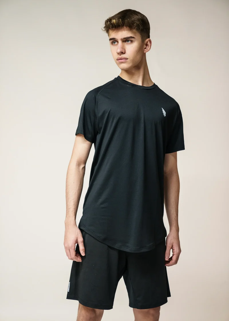 Schwarzes Shirt Zeyla High Performance aus recyceltem Polyester von Nivays