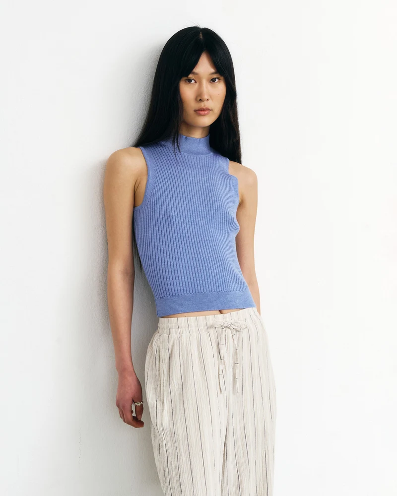 Blaues Stricktop Singlet aus 100% Bio-Merinowolle von Rotholz