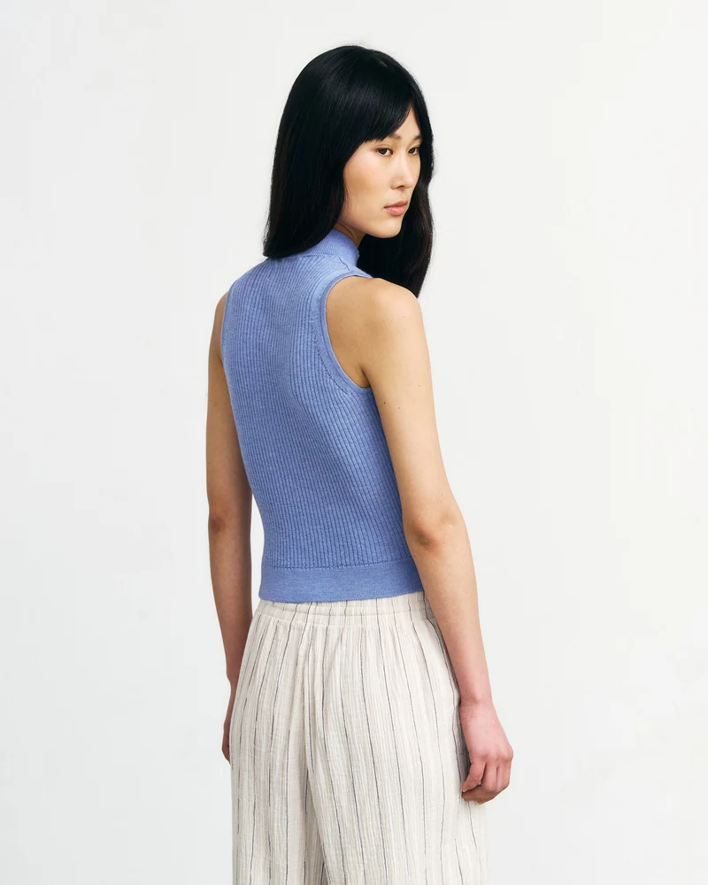 Blaues Stricktop Singlet aus 100% Bio-Merinowolle von Rotholz