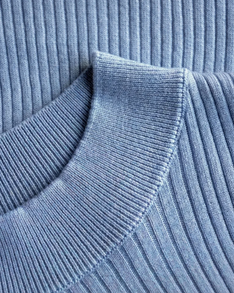 Blaues Stricktop Singlet aus 100% Bio-Merinowolle von Rotholz
