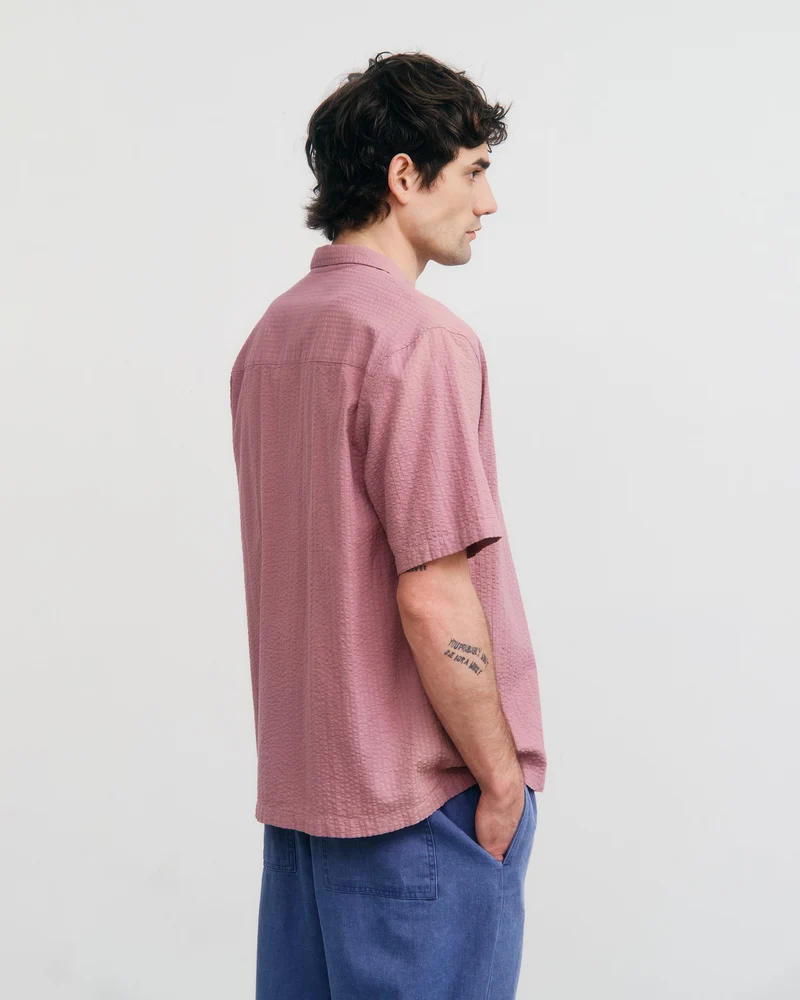 Pinkes Bowling Hemd aus Bio-Seersucker Baumwolle von Rotholz