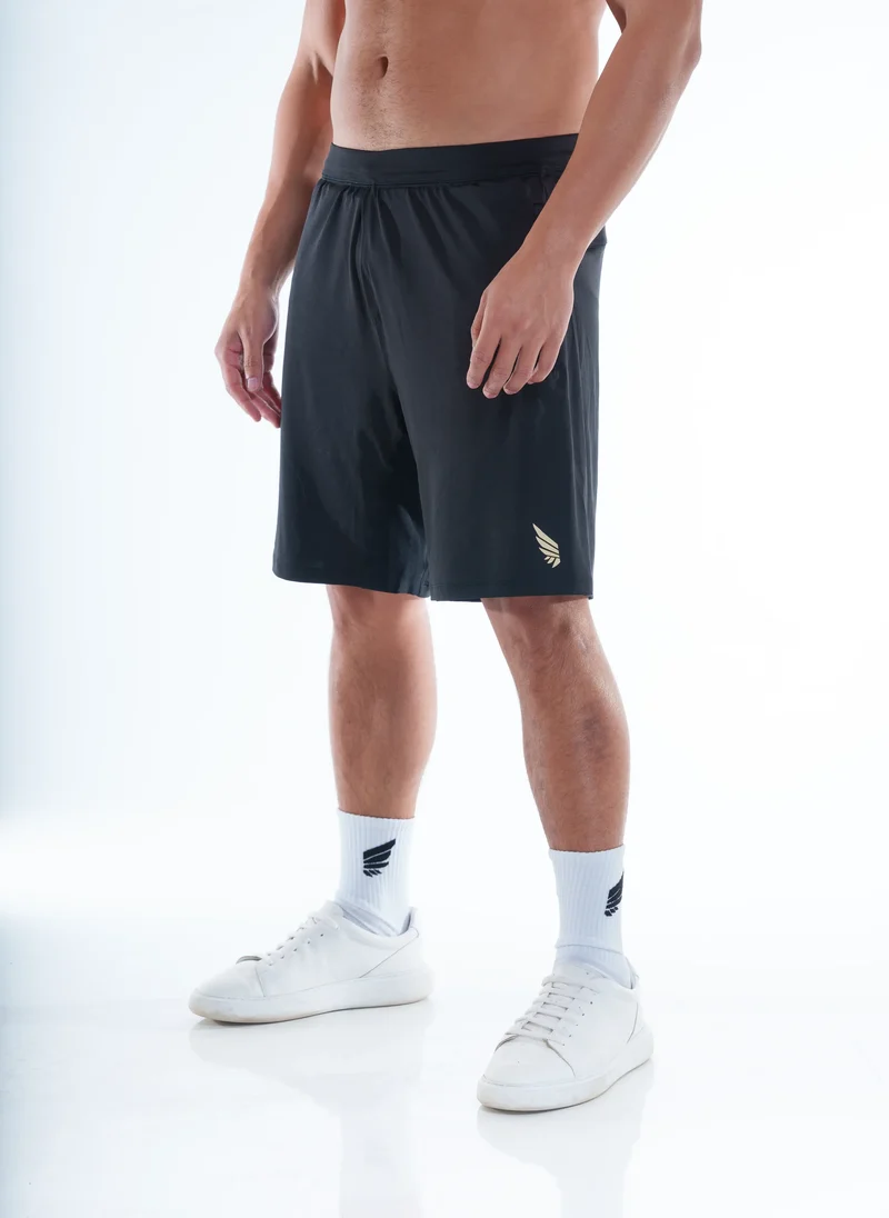 Schwarze Shorts Zeyla Performance aus recyceltem Polyester von Nivays