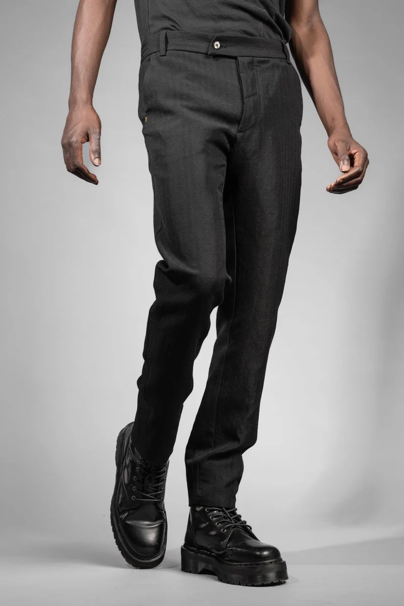 eigensinnig wien | Egger | Schwarze Designer Herren Streifen-Hose aus japanischem Wolle-Leinen-Mix